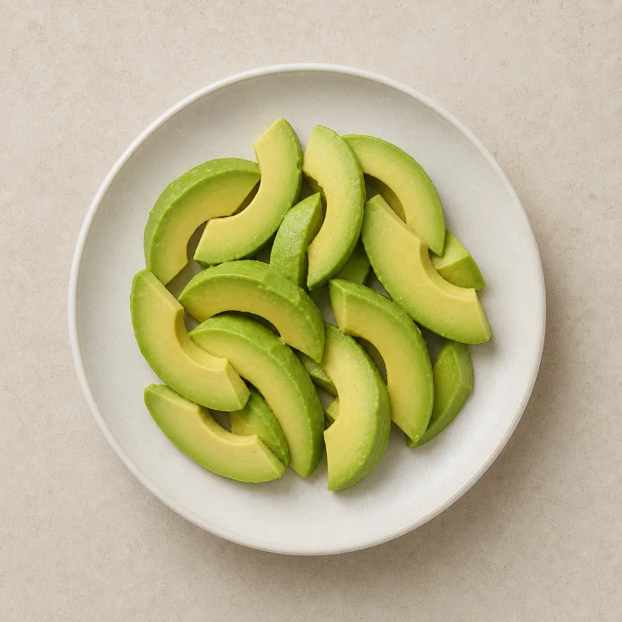 100 grams of sliced avocado
