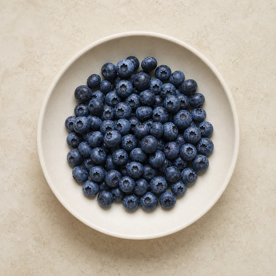 100 grams of blueberries