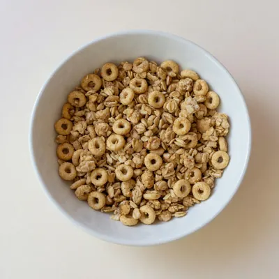 Illustration of Cereal, Oat cluster cheerios crunch